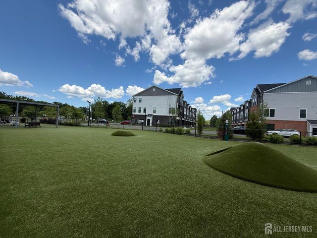614 Sadie Circle, New Brunswick, NJ 08901