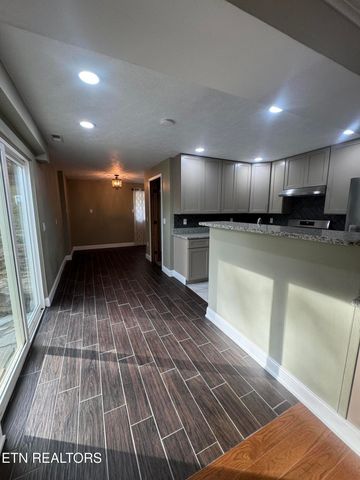 195 Granby Lane, Harrogate, TN 37752