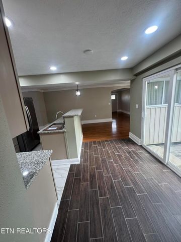 195 Granby Lane, Harrogate, TN 37752