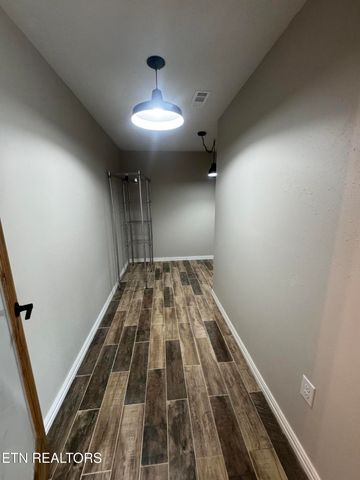 195 Granby Lane, Harrogate, TN 37752