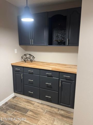 195 Granby Lane, Harrogate, TN 37752