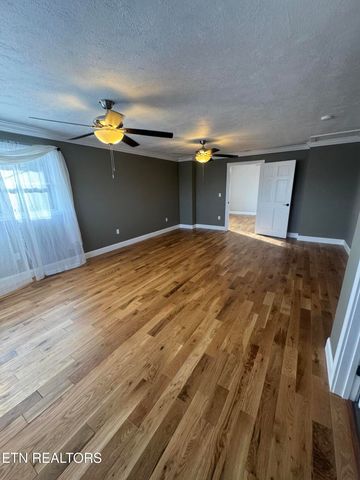 195 Granby Lane, Harrogate, TN 37752