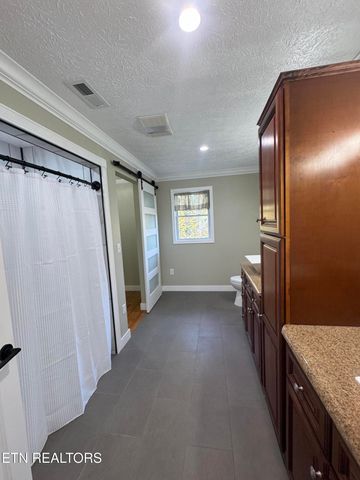 195 Granby Lane, Harrogate, TN 37752