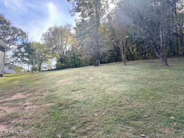 195 Granby Lane, Harrogate, TN 37752