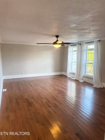 195 Granby Lane, Harrogate, TN 37752