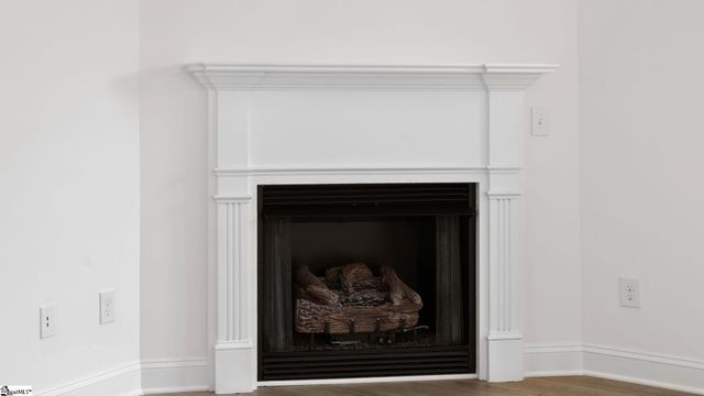 114 Beechcroft Place, Fountain Inn, SC 29644