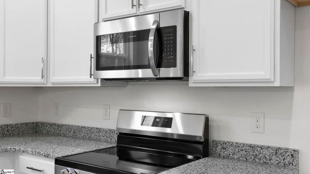 114 Beechcroft Place, Fountain Inn, SC 29644