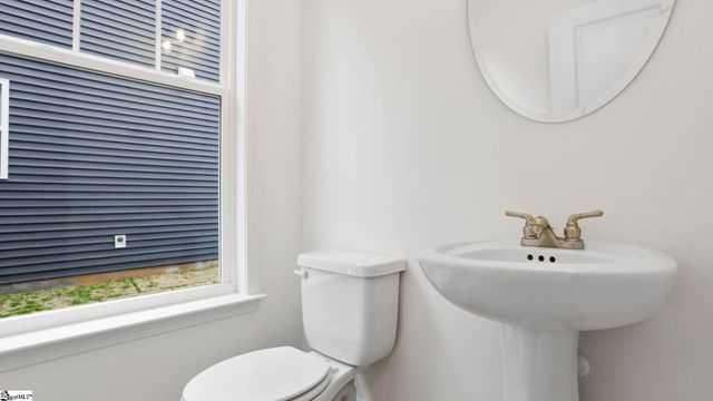 114 Beechcroft Place, Fountain Inn, SC 29644