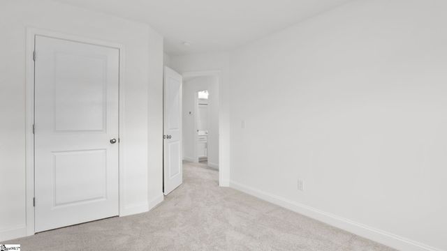 114 Beechcroft Place, Fountain Inn, SC 29644