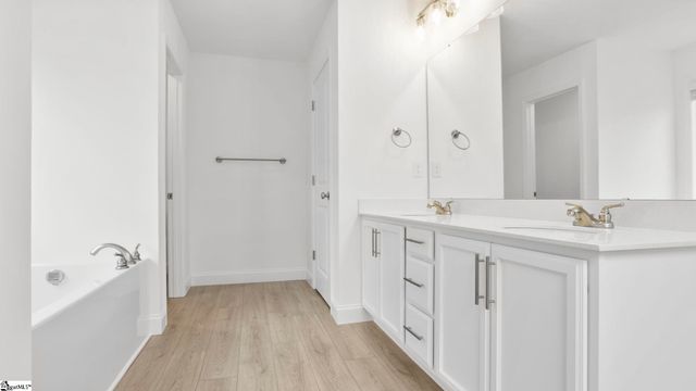 114 Beechcroft Place, Fountain Inn, SC 29644