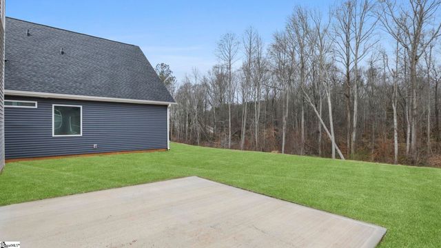 114 Beechcroft Place, Fountain Inn, SC 29644