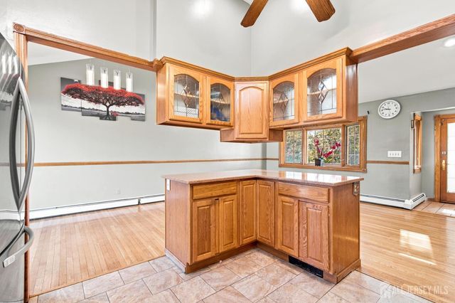 25 Penn Street, Fords, NJ 08863