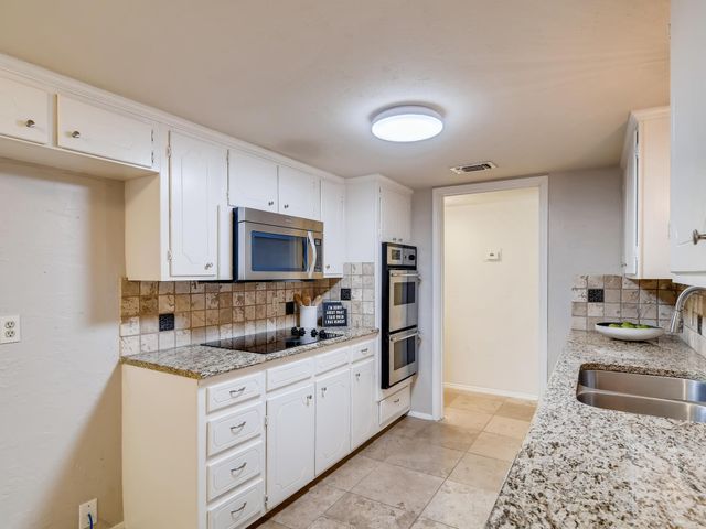 1724 Westridge Drive, Plano, TX 75075