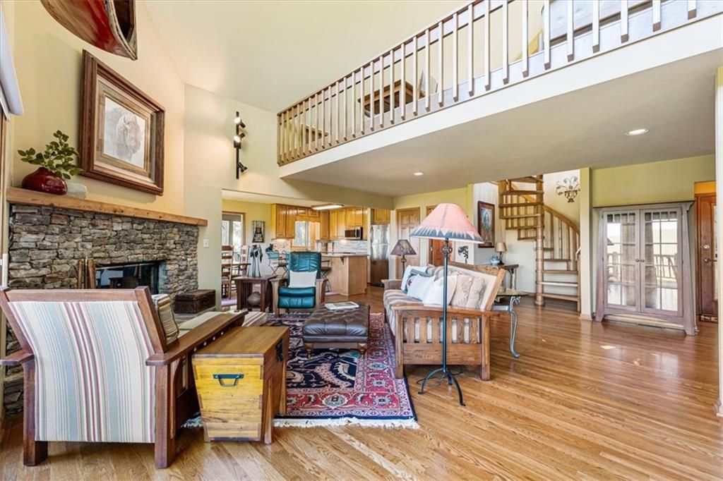 Image 12 of property listing at 117 Falcon Heights Lane, Big Canoe, GA 30134