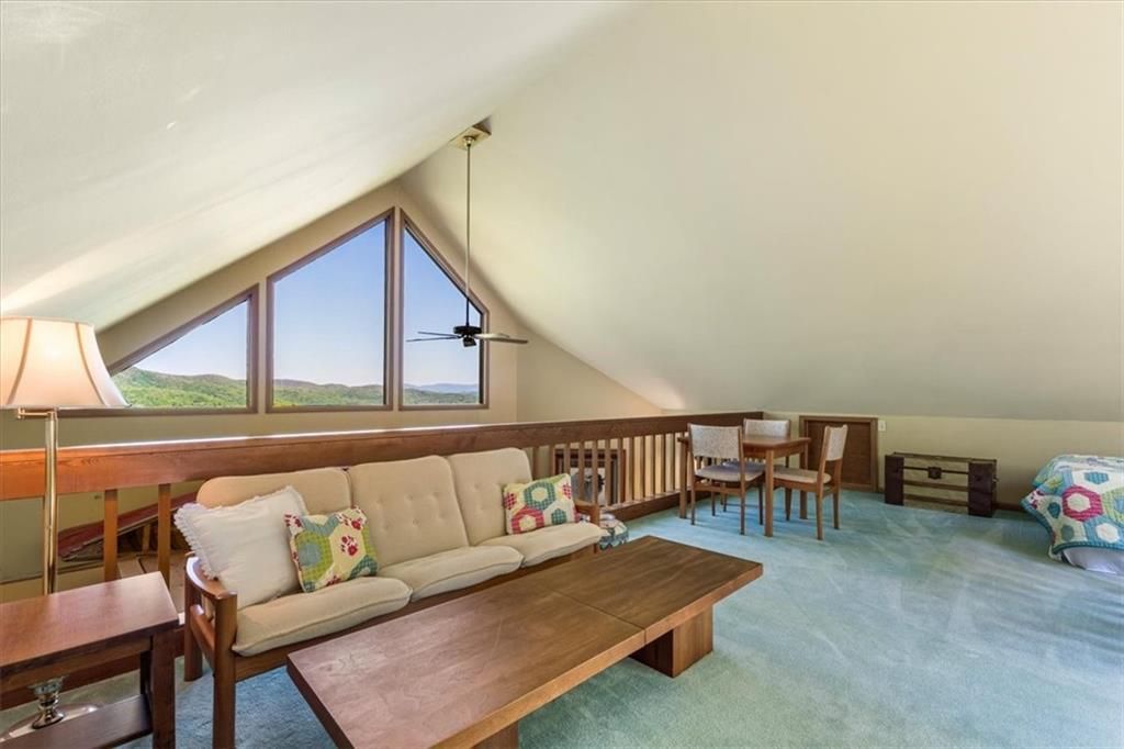 Image 43 of property listing at 117 Falcon Heights Lane, Big Canoe, GA 30134