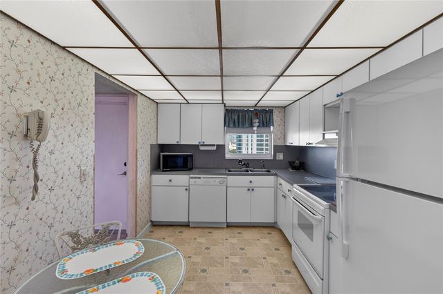 511 Bayshore Dr 804, Fort Lauderdale, FL 33304