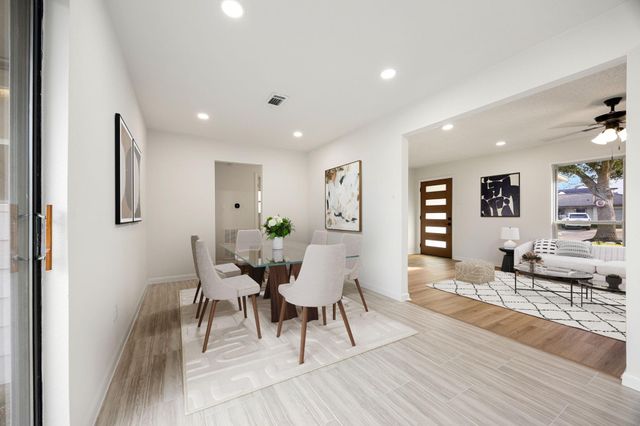 8646 Kempridge Street, Houston, TX 77080