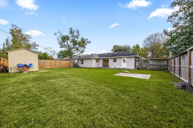 8646 Kempridge Street, Houston, TX 77080