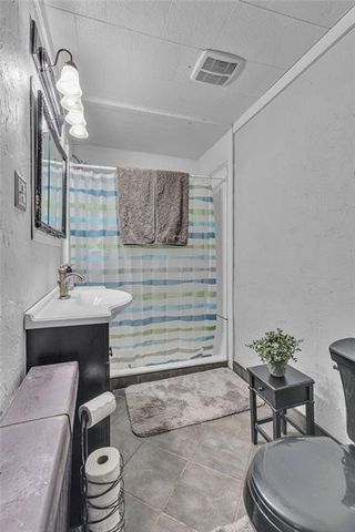 3159 Brodhead Rd, Center Twp, PA 15001