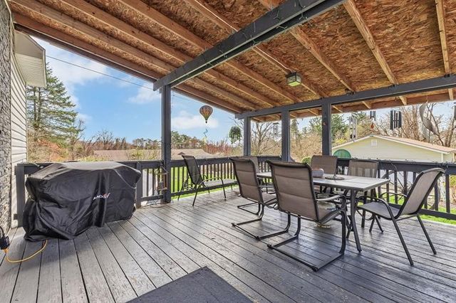3159 Brodhead Rd, Center Twp, PA 15001