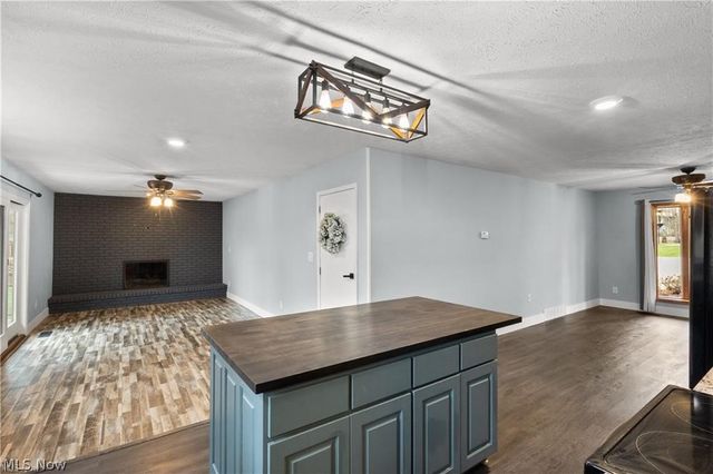 391 Kathleen Drive, Jefferson, OH 44047