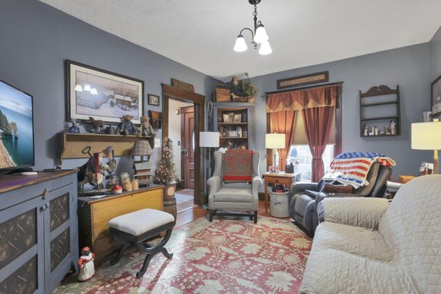 114 Ringold Street, Mount Vernon, OH 43050