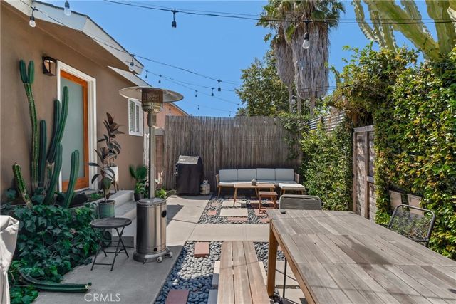2405 Abbot Kinney, Los Angeles, CA 90291