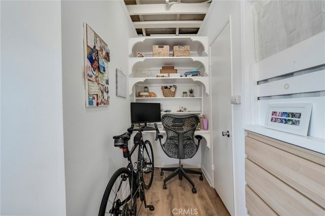 2405 Abbot Kinney, Los Angeles, CA 90291