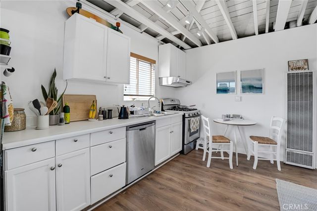 2405 Abbot Kinney, Los Angeles, CA 90291
