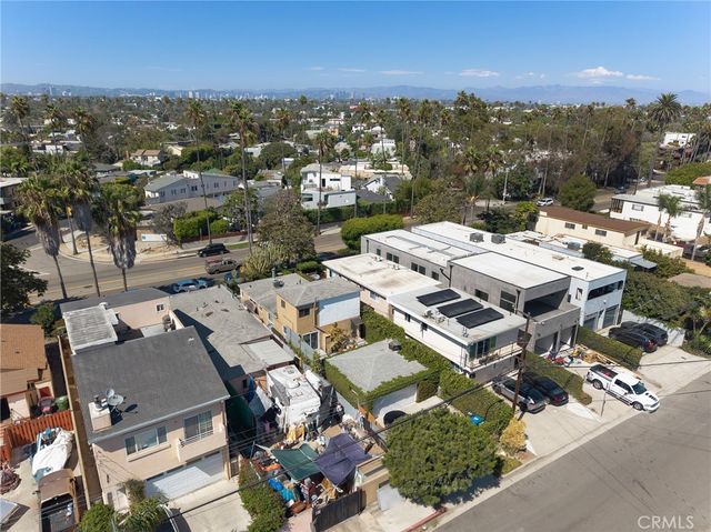 2405 Abbot Kinney, Los Angeles, CA 90291
