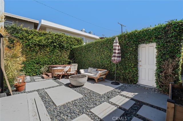 2405 Abbot Kinney, Los Angeles, CA 90291