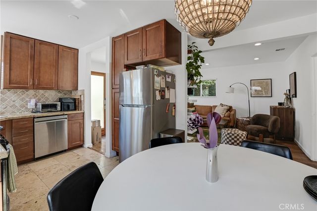 2405 Abbot Kinney, Los Angeles, CA 90291