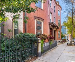 46 High St, Boston, MA 02129
