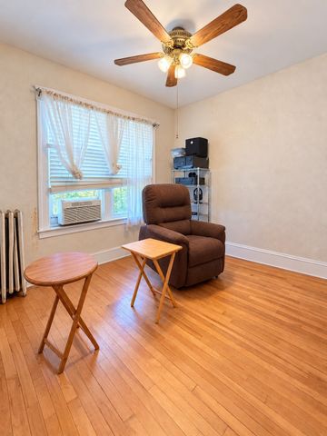 16 Winnipeg St, Worcester, MA 01607
