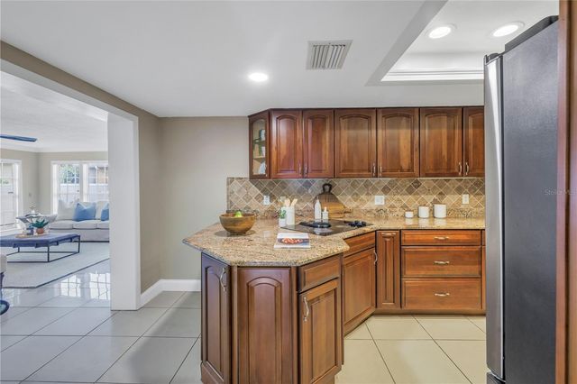 2267 HERON CIRCLE, Clearwater, FL 33762