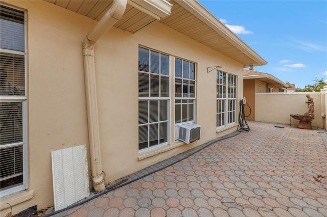 2267 HERON CIRCLE, Clearwater, FL 33762