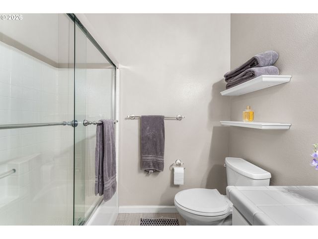 17812 Se 13TH St, Vancouver, WA 98683