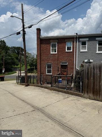 1415 BANGOR ST SE, Washington, DC 20020