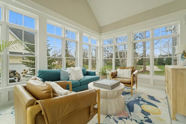 730 Quinlan Court, Crown Point, IN 46307
