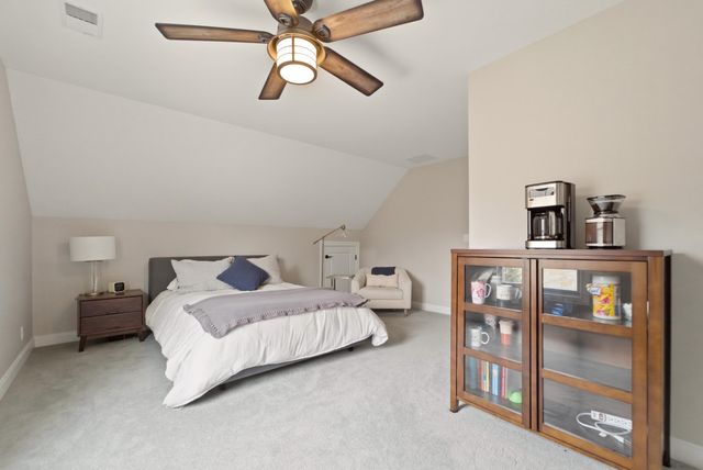 730 Quinlan Court, Crown Point, IN 46307