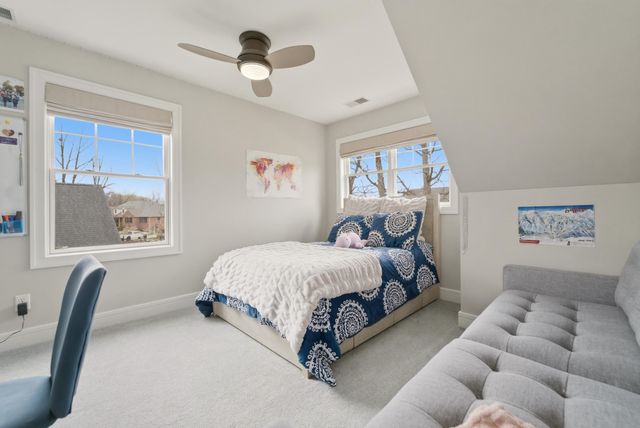 730 Quinlan Court, Crown Point, IN 46307