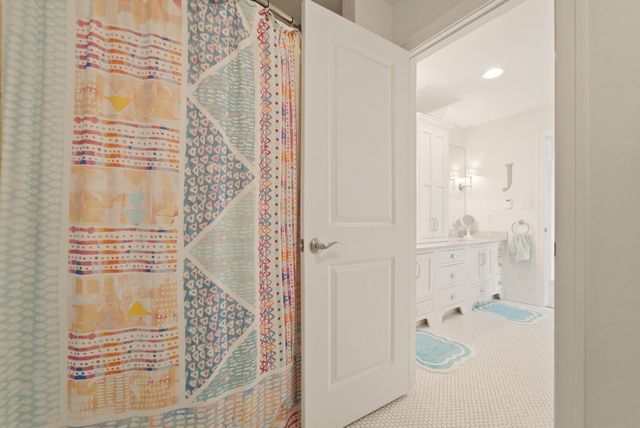 730 Quinlan Court, Crown Point, IN 46307