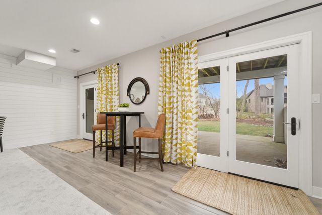 730 Quinlan Court, Crown Point, IN 46307