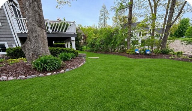 730 Quinlan Court, Crown Point, IN 46307