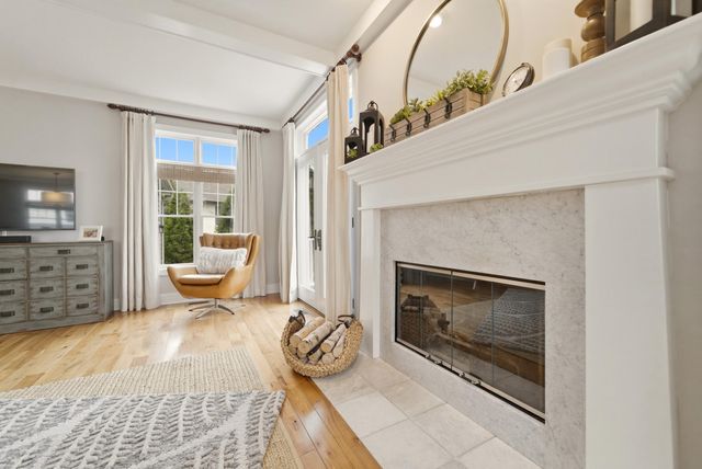 730 Quinlan Court, Crown Point, IN 46307
