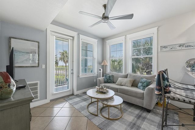 4121 Pointe West Drive 101, Galveston, TX 77554