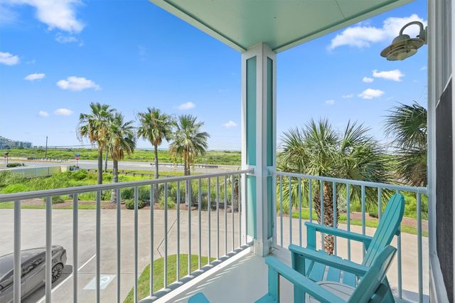 4121 Pointe West Drive 101, Galveston, TX 77554