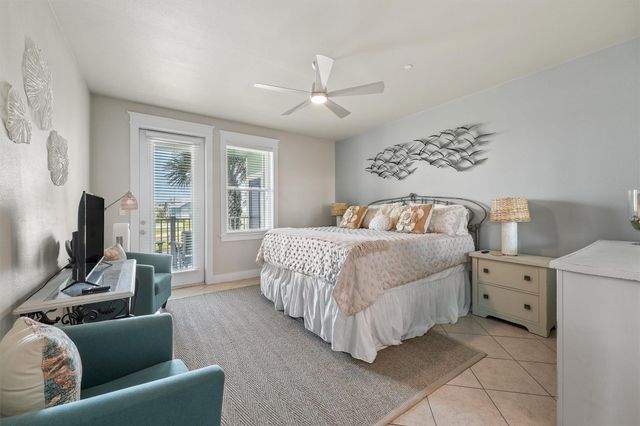 4121 Pointe West Drive 101, Galveston, TX 77554