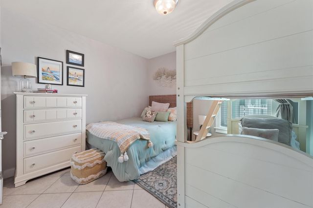 4121 Pointe West Drive 101, Galveston, TX 77554