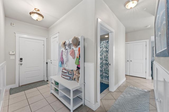 4121 Pointe West Drive 101, Galveston, TX 77554